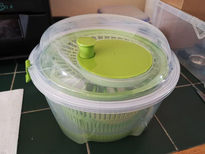 4-salad-spinner-3261-1599192262