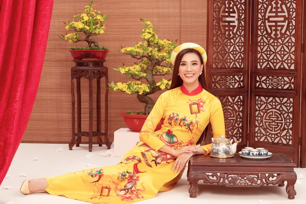 A hau Kim Duyen_Ao dai by Thuy Nguyen (2)