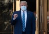 Donald Trump xuất viện