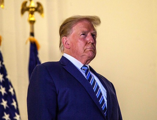 Trump không còn triệu chứng Covid-19