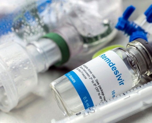 Mỹ cấp phép thuốc điều trị Covid-19 đầu tiên