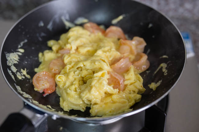 scrambled-egg-with-shrimp-3-4630-1604488553