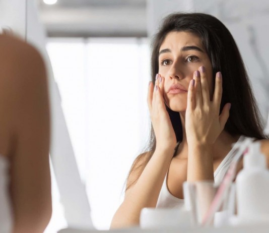 7 thói quen hàng ngày ngầm phá hủy nhan sắc