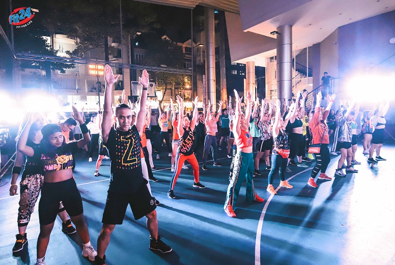 zumba-latinostage-fit24 (13)