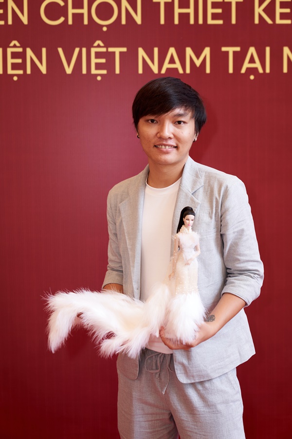 Thi sinh Vo Thanh Can va lac Van