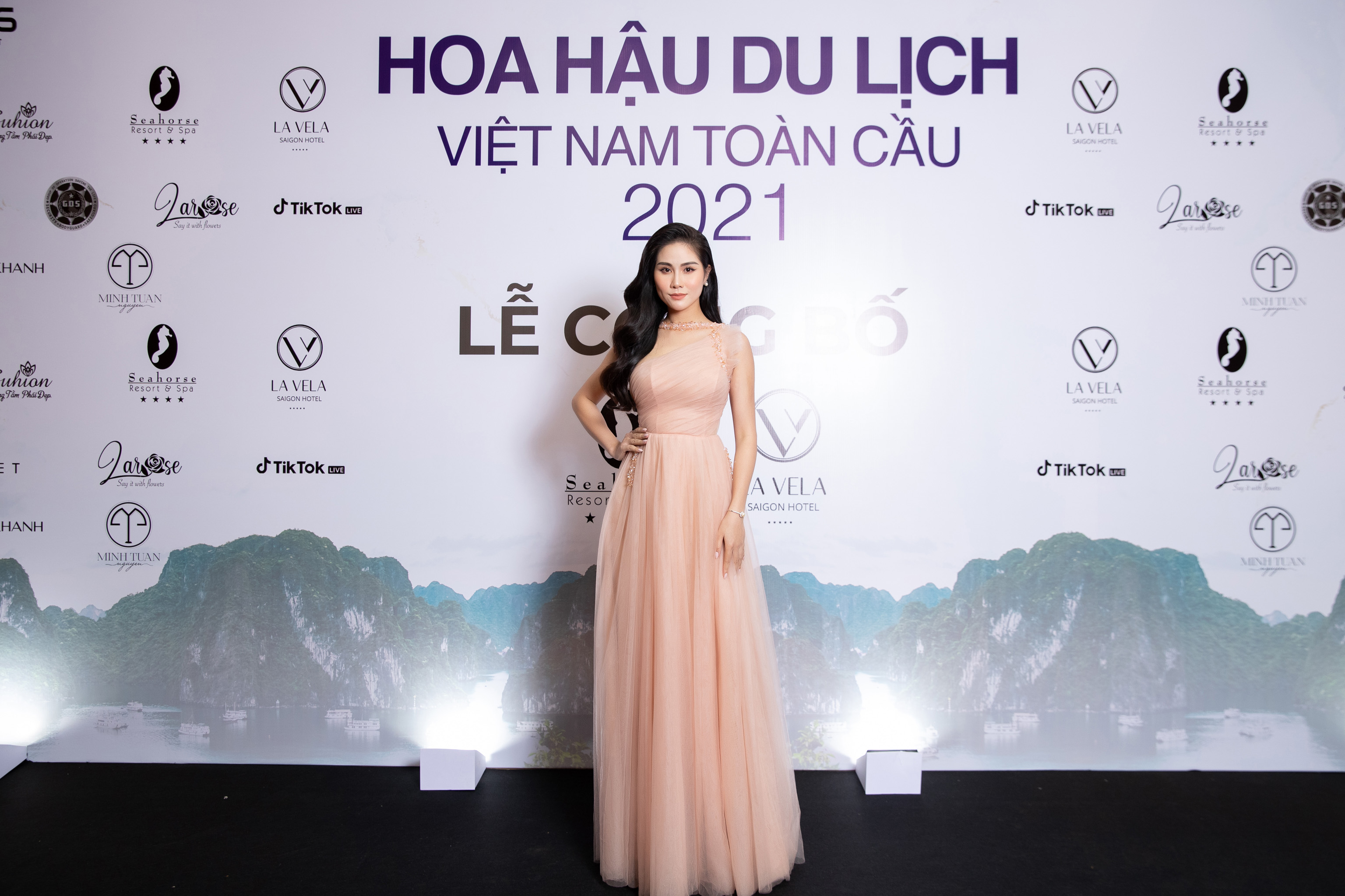  Miss Earth Việt Nam Hoàng Hạnh