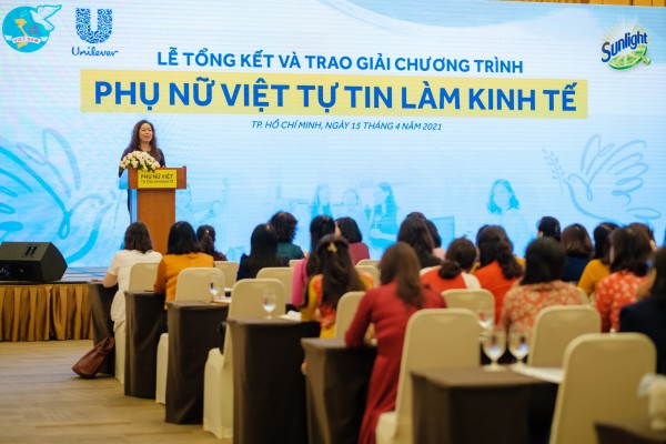 Bà Nguyễn Thị Bích Vân - Chủ tịch Unilever Việt Nam phát biểu tại sự kiện