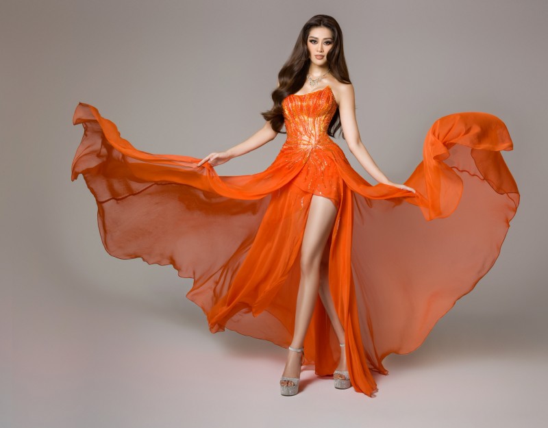 Hoa hau Khanh Van_Da hoi Ban ket Miss Universe2