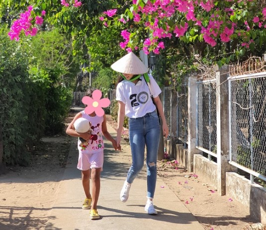 Hoa hậu Khánh Vân: “Nơi nào có tình yêu thương, nơi đó có sự tái sinh”