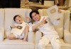 Đan Trường dành thời gian cho con trai trong mùa dịch