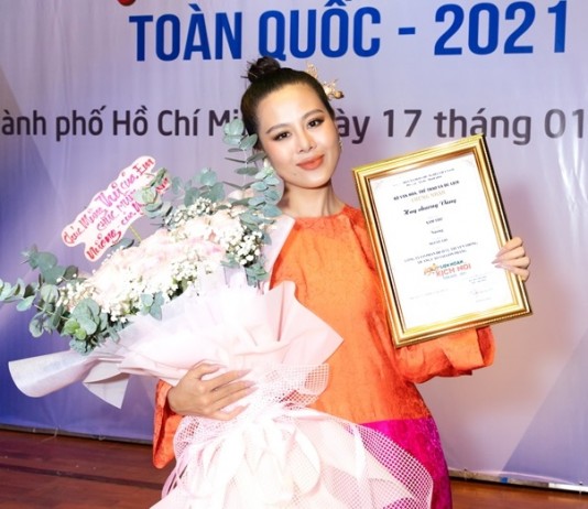 Nam Thư ‘thắng lớn’ tại Liên hoan sân khấu kịch toàn quốc 2021