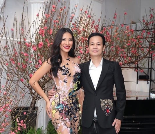 Loạt sao Việt chúc mừng NTK Hoàng Hải “khai xuân” showroom