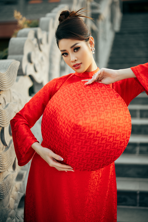 Hoa hau Khanh Van_Ao dai 020