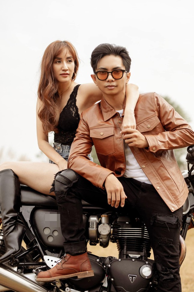 khanh thi2