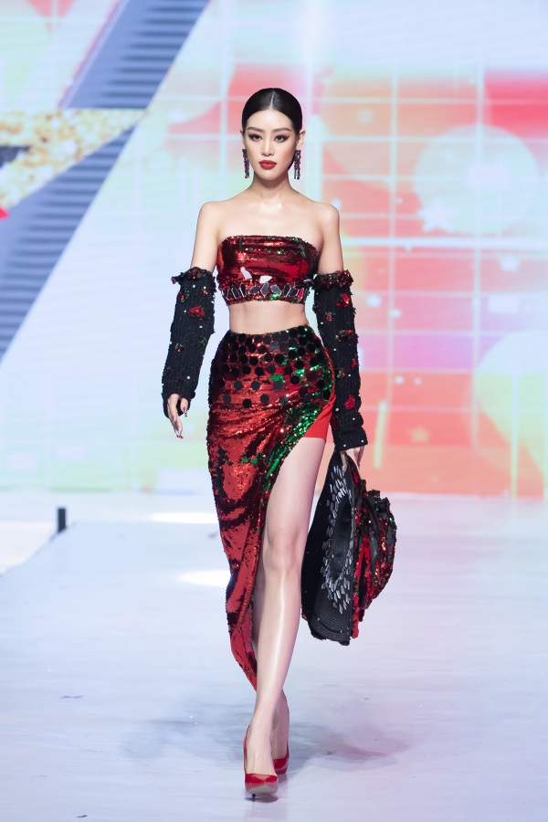 Hoa hau Khanh Van_Bup Be Show14