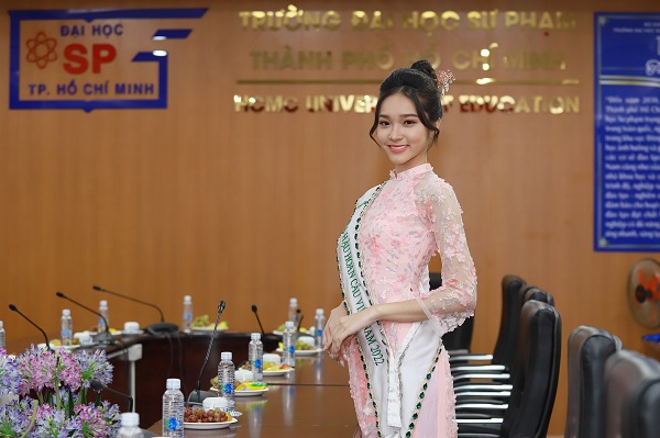 Hoa hậu Kim Ngân  (2)
