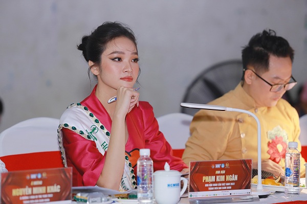 Hoa hậu Kim Ngân (3)