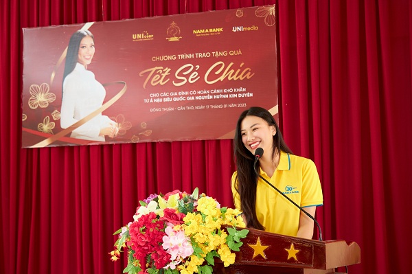 Kim Duyên_ Tết Sẻ Chia  (3)