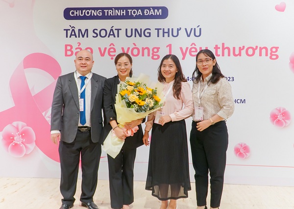 Ông Nguyễn Văn Bửu, bà Hoàng Thị Thu Liên, bà Ngô Thị Quế Băng và bà Phạm Thị Thảo