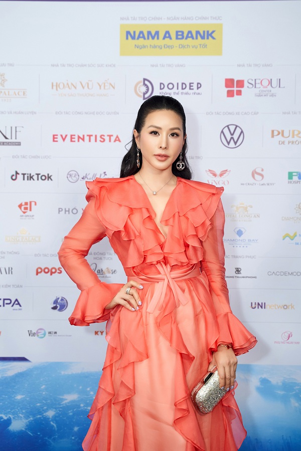 THẢM ĐỎ (10)