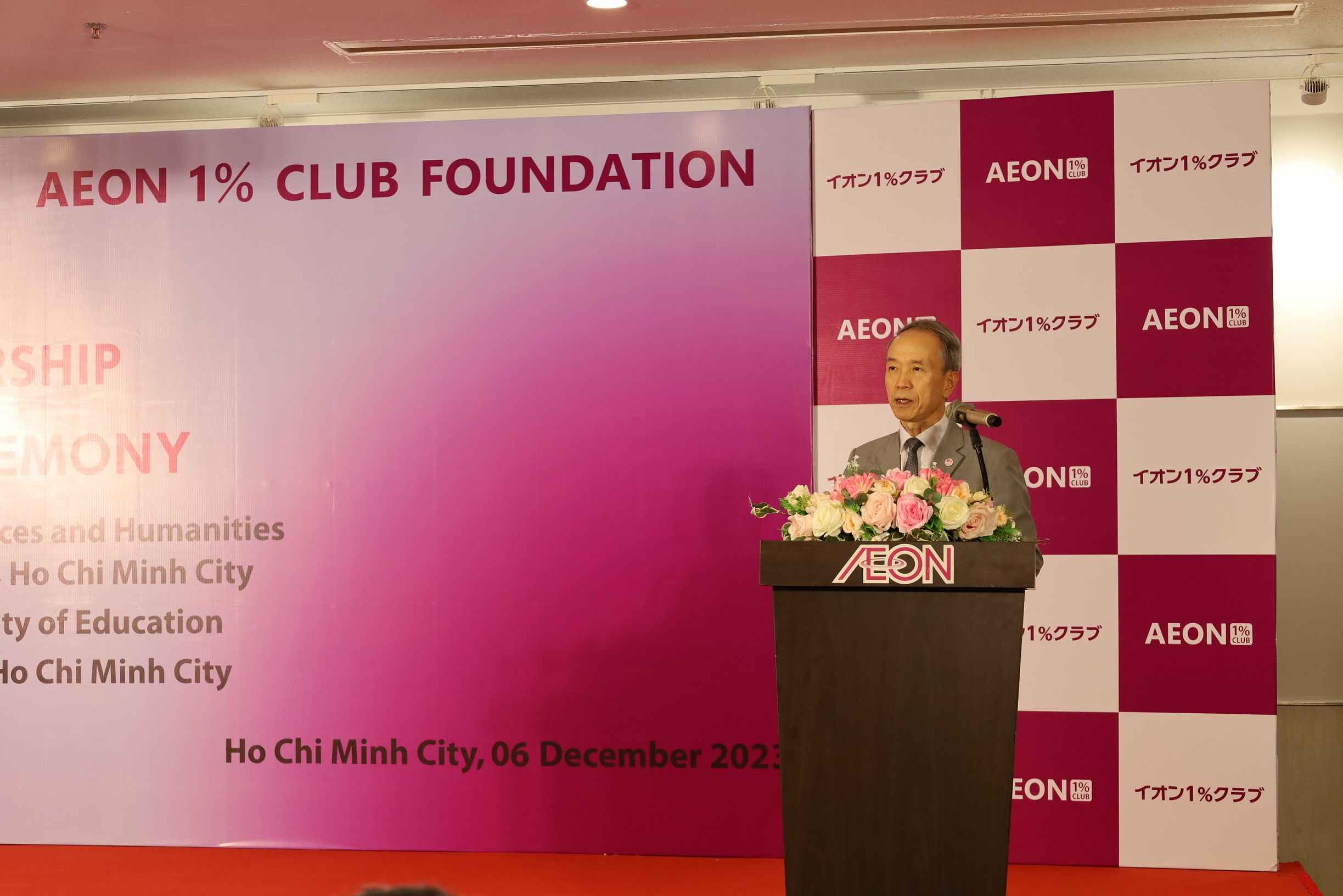 Ông Mr. Ono Masuo - Tổng Lãnh Sự Nhật Bản tại thành phố Hồ Chí Minh phát biểu tại buổi Lễ trao học bổng AEON 2023
