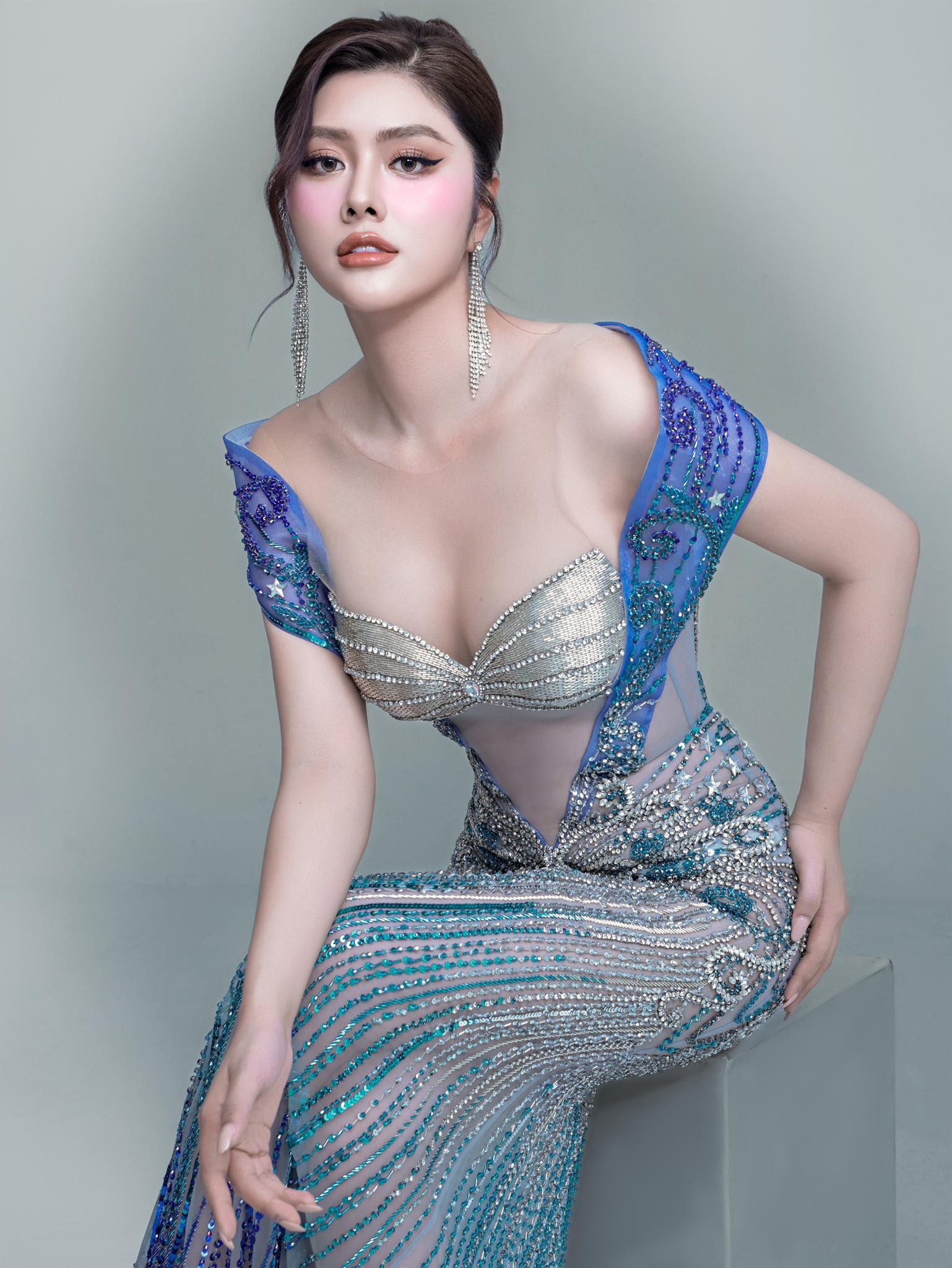 HUỲNH TIÊN MỘT TRONG NHỮNG THÍ SINH HOA HẬU HOÀN VŨ VIỆT NAM - MISS COSMO VIETNAM 2025