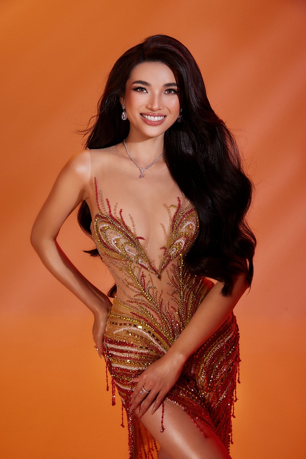 MC DIỄM NHI - Top 20 Hoa Hậu Hoàn Vũ Việt Nam - Miss Cosmo Vietnam 2025