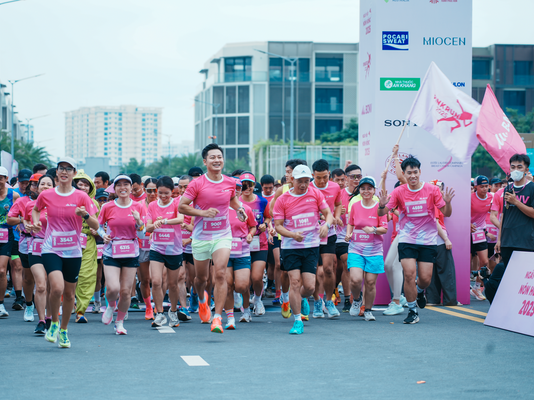 Giải Chạy Hồng 2025: Chung nhịp chạy, nối dài nghị lực sống