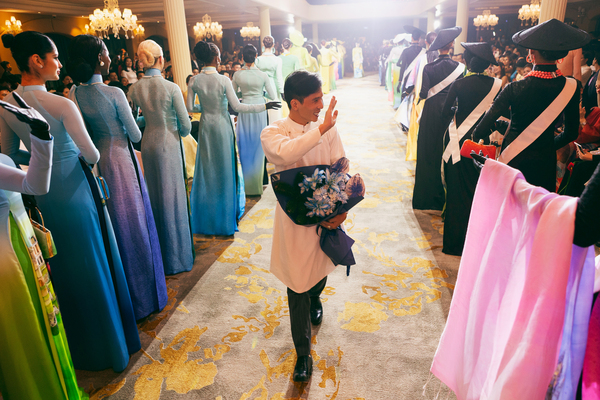 1547 MISS COSMO2025 KIENGCAN STUDIO