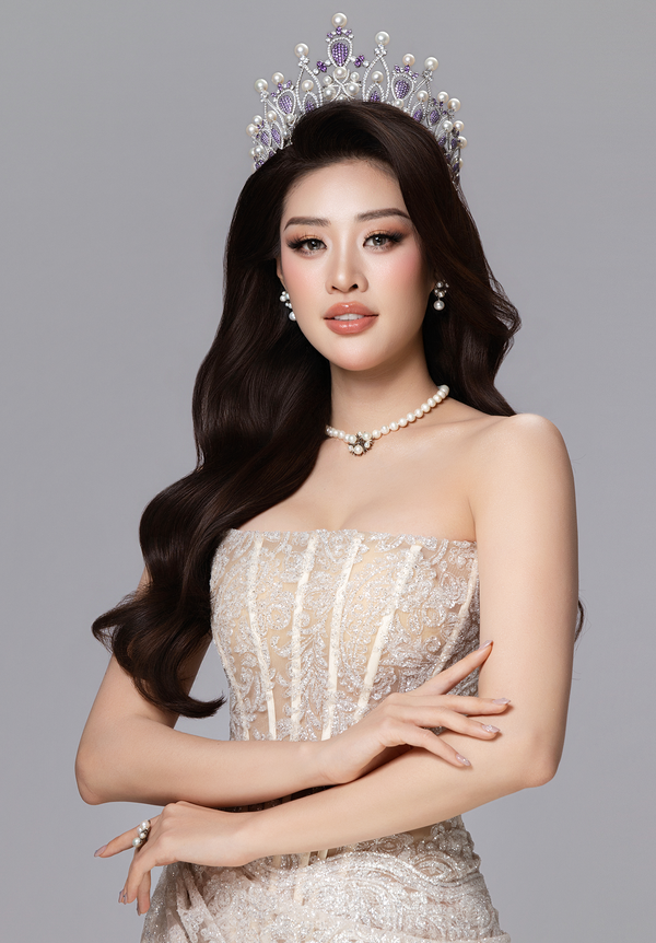 Hoa hau Khanh Van_Ky niem 06 nam dang quang Hoa hau Hoan vu Viet Nam5